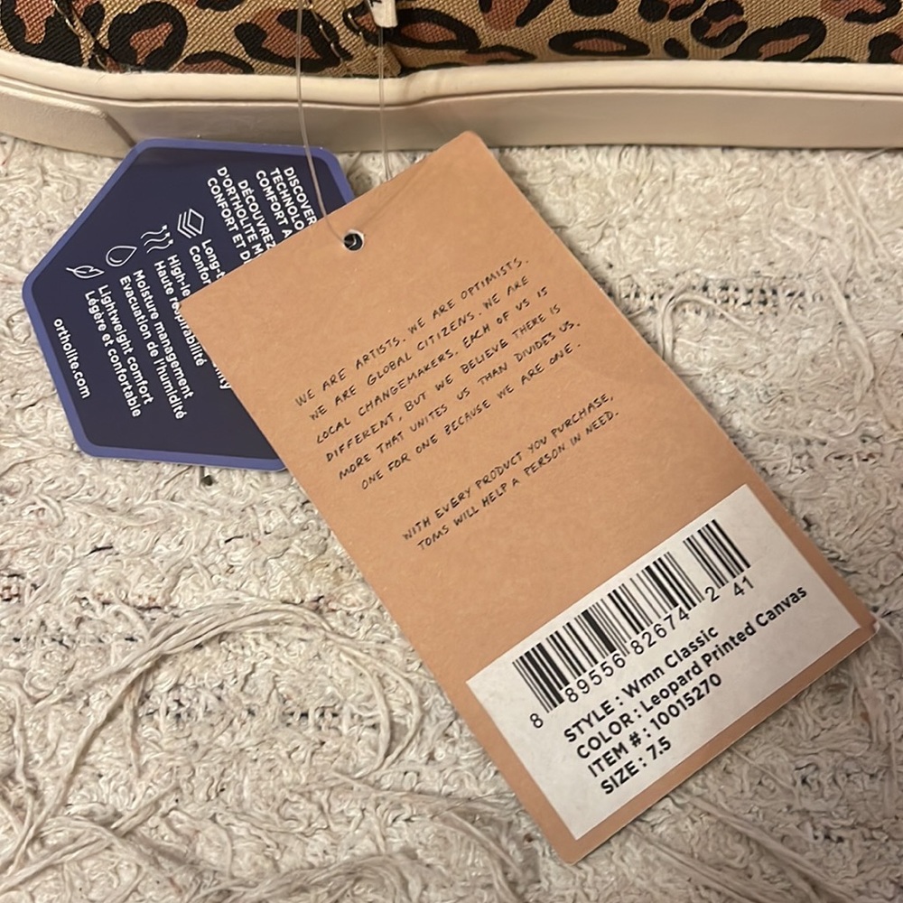 Toms 7.5 Animal Print - Picture 2 of 5